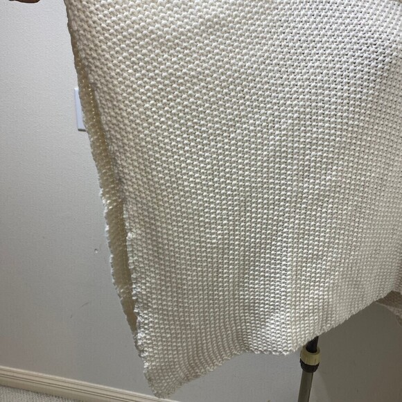 COCOGIO Cream Wool Blend Knit Poncho Shawl Turtleneck One Size Fits All - Picture 4 of 7